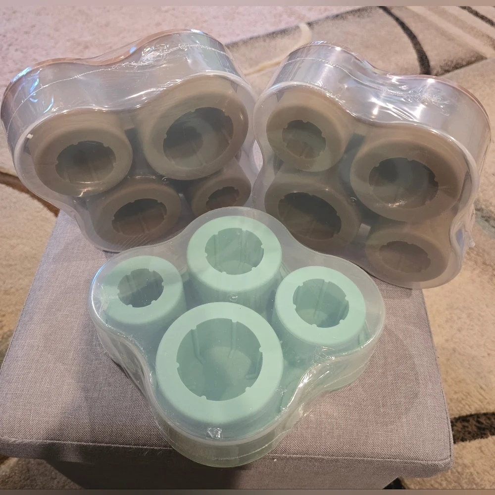 Ice Cube Tray For Travel Mugs, Brown Or Green, Price Is For 1